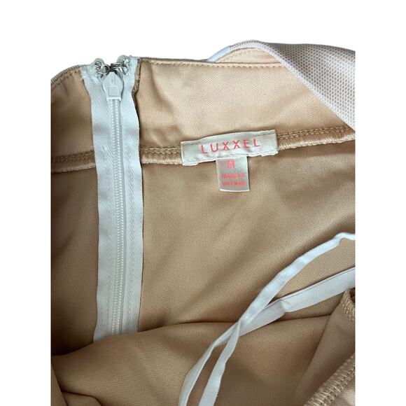 LUXXEL White Lace Sleeveless V Neck Side Slit Maxi Dress Size Medium - Picture 11 of 11